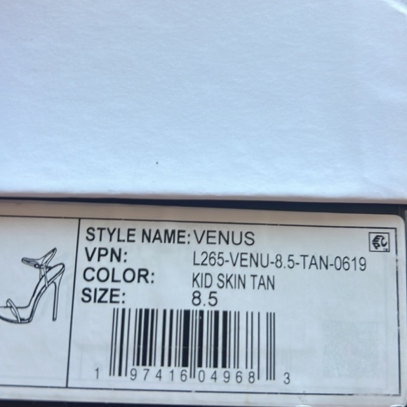 Larroude Venus Heel - Picture 7 of 7